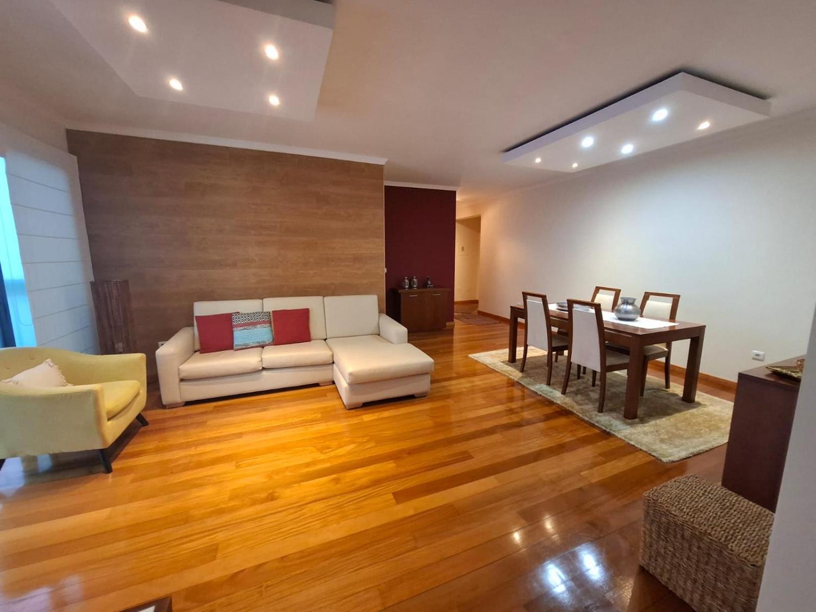 Cozy And Bright Apartment Machico  Extérieur photo